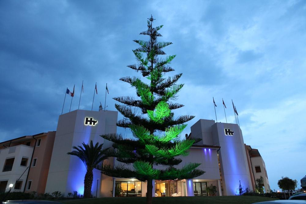 Heraclea Hotel Residence Policoro Kültér fotó