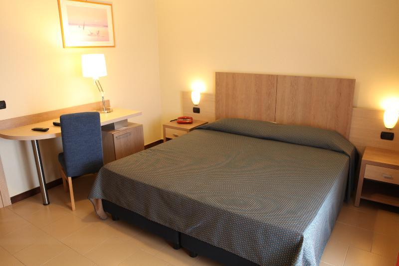Heraclea Hotel Residence Policoro Kültér fotó